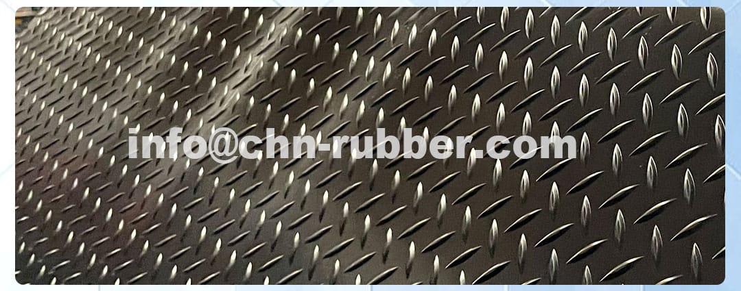 Diamond plate black rubber flooring