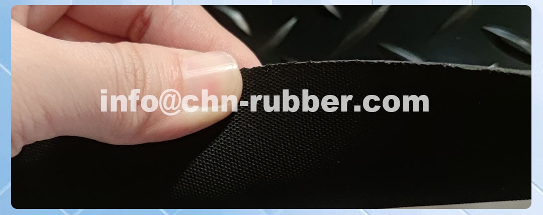 Diamond tread rubber flooring