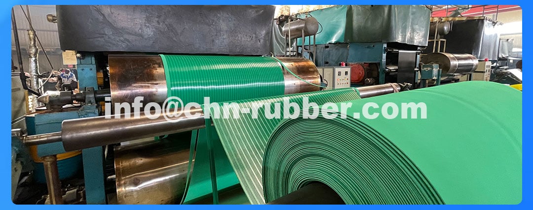 Heavy duty industrial rubber mats