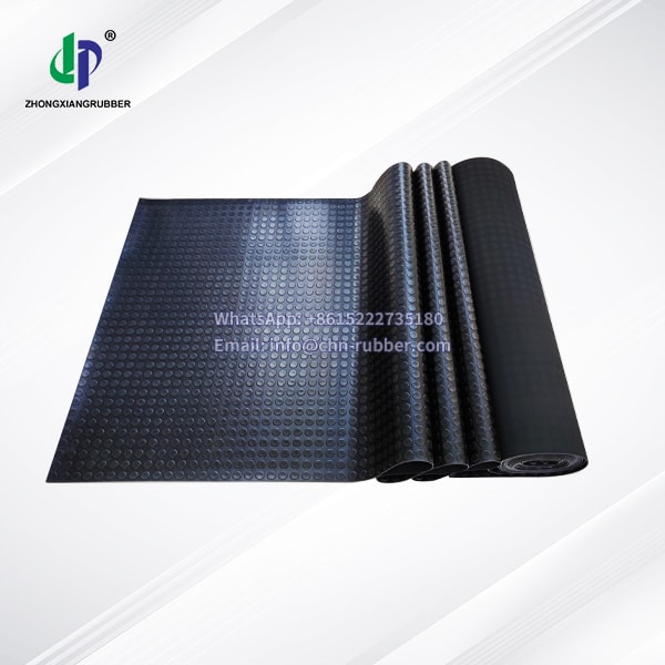 Black rubber coin flooring for trailer 3mm 1.6M width stud rubber sheet